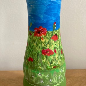 Painted grinder/ poppies/pepper mill image 3