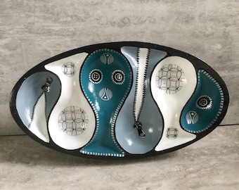 Trinket dish/ serving piece/ snack platter