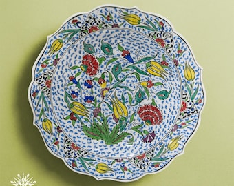 Hand-Painted Turkish Ceramic Plate: Floral Wall Decor (30 cm)