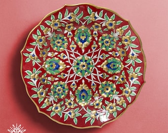 Prato de cerâmica turco feito à mão: arte de parede otomana com flores vermelhas (30 cm)