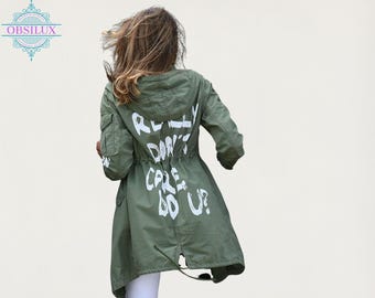 Baumwolljacke für Damen „I Really Don’t Care Do U“, inspiriert von Melania Trump Cargo Style, Politische Statement-Mode, Premium Freizeitjacke