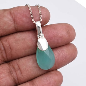 Collier pendentif en argent sterling avec calcédoine bleue : Bijoux de créateur faits main