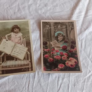 Lot de 2 cartes postales anciennes, envoyées en 1907 de France, cartes de meilleurs voeux de Bonne année.