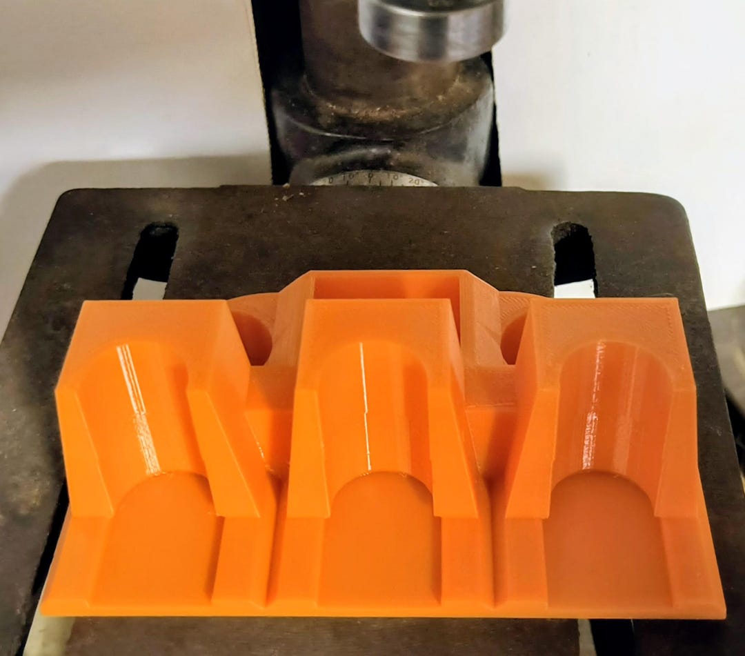 Roll Crimp and Hull Reconditioning Station for Shotgun Shell Reloading ...