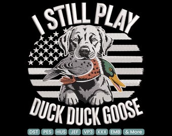 Motif de broderie drôle d'oie de canard de canard, pièce de broderie de style des Etats-Unis de citation de jeu d'humour de chien - DST, PES, 9 tailles