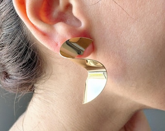 Moderne Gold abstrakte Ohrringe | Skulpturale Edelstahlschmuck
