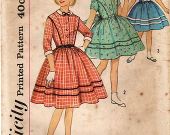 Simplicity 3100 - Sz 10 - Vtg 1959 Simplicity Sewing Pattern - Girls' Collared Full Skirt Dress, Sleeve Variations - Simplicity Pattern