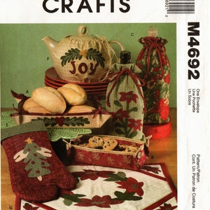 Mccall's vakantie ambachten M4692-Christmas Gift items door Barbara Brunson-trays, tassen, Mitten, thee Cozy, en placemats-Mccall's patroon
