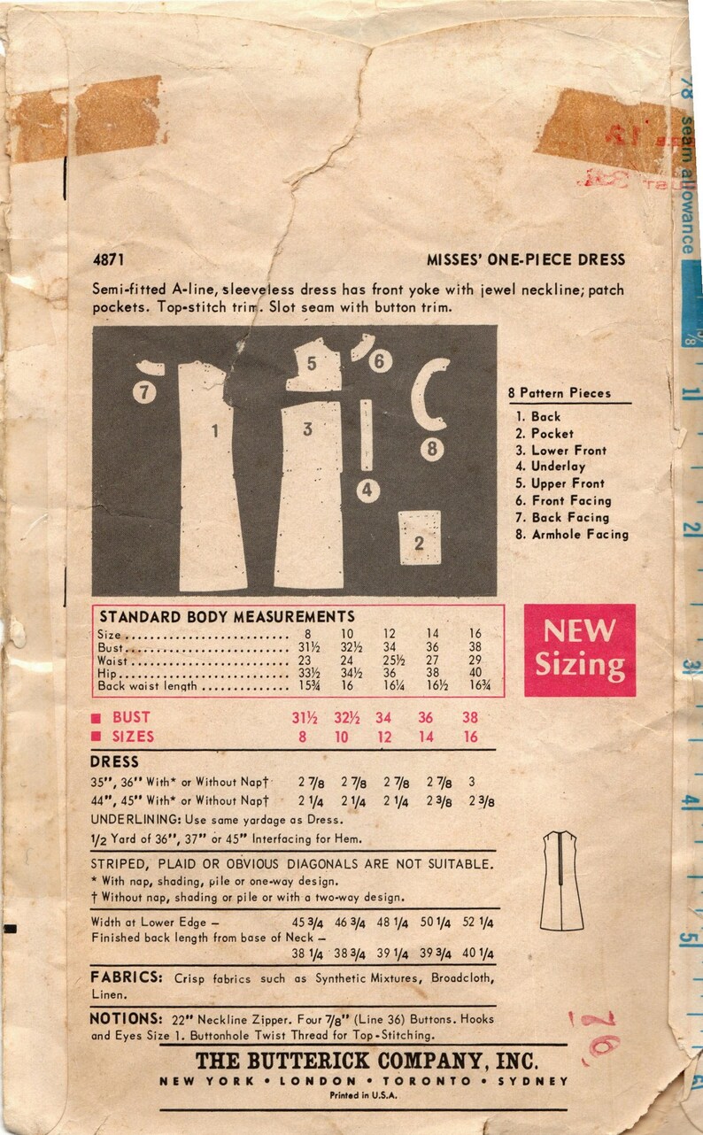 Puede incluir: Un patr&oacute;n de costura vintage para un vestido sin mangas de l&iacute;nea A con escote joya y bolsillos de parche. El patr&oacute;n incluye instrucciones para las tallas 8 a 16 y requiere de 2 7/8 a 3 1/8 yardas de tela.