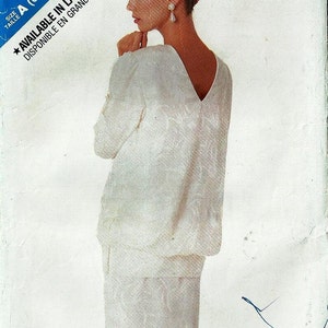 6 To 14 - See & Sew Vtg 5977 Pattern - Misses&#39; Loose-fitting Pullover Blouse, Side Button Band, Back V-Neckline, Long Sleeves, Fitted Skirt