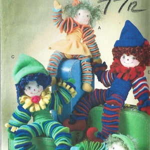 Vogue Craft Sewing Pattern V8105 - Vogue Doll Collection - Fleece Circle Dolls - 4 Styles - By Linda Carr - Vogue Pattern