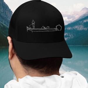 Bestickte Snapback Trucker Cap - Bass Fischerboot Design, Angelhut, Outdoor Cap, verstellbare Baseballkappe, Fischer Geschenk, Dad Hat