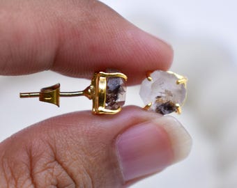 Herkimer Diamond Quartz Stud Earrings – 8–10mm Natural Clear Gemstone, Gold-Plated Prong Setting, Dainty Minimalist Jewelry