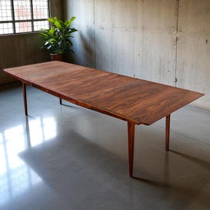 Rare 1950s Glenn of California Walnut Extension Dining Table by Richard Thompson – Mid-Century Modern Icon