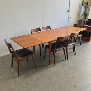 Danish Modern 1960s Set of 6 ‘Boomerang’ Chairs & Expandable Dining Table by Alfred Christensen for Slagelse Møbelværk