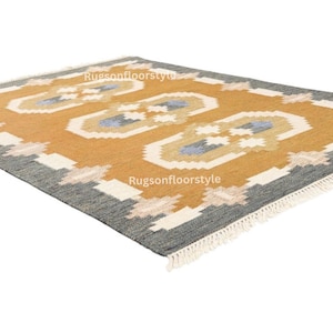 Handmade Yellow Wool Kilim Rug: Scandinavian Flat Weave Design