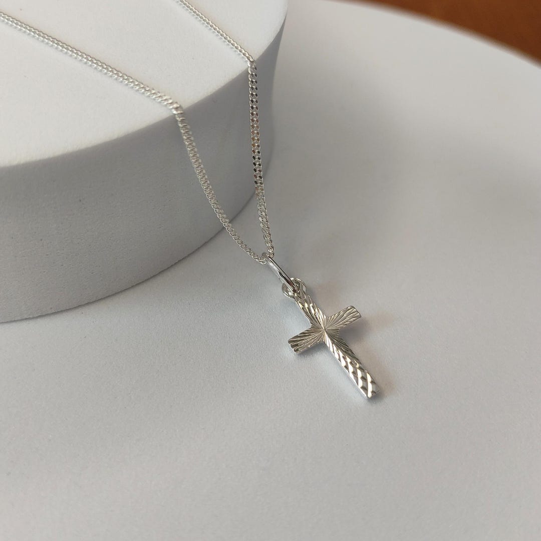 925 Sterling Silver Diamond Cut Cross Pendant Necklace With 18 Inch ...
