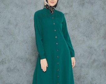 Handmade Polyester Abaya: Green Front Open Pleated Modest Islamic Dress for Women