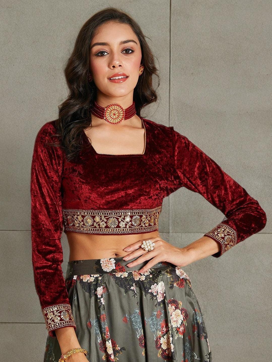 Haut en velours fleuri France