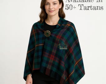 Skotsk tartanullsjal för damer med matchande brosch Outlander tartanhalsduk/kappsjal finns i 50+ klan-tartaner