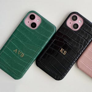 Custom iPhone 16/E 15 Series Monogram iPhone Case – Vegan Crocodile Leather with Initials Name for iPhone 16 15 14 13 Pro Max, Gift Idea