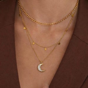 Celestial Layered Gold Necklace, Moon and Star Necklace, Dainty Gold Triple Layering Necklace, Minimalist Crescent Moon Charm Necklace