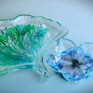 Handmade Resin Tray Set: Ginkgo Leaf & Flower Dishes, Unique Home Decor