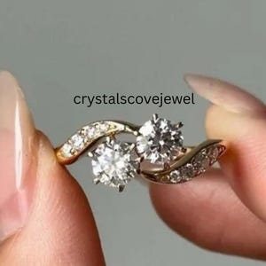 Anillo vintage Toi et Moi / Anillo de compromiso de dos piedras / Anillo de aniversario de diamantes / Anillo de oro con derivación / Anillo de promesa para ella