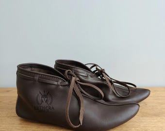 Viking Haithabu Turn Shoes – Handmade Leather Medieval Shoes – Ren Fair, LA-47 LARP & Historical Footwear