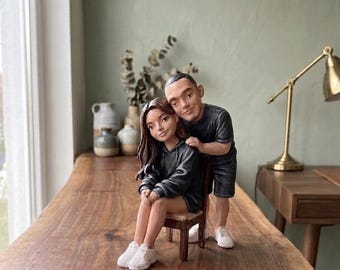 Custom Family Gift – Personalized Figurine from Photo – Unique Handmade Keepsake