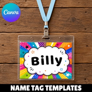 Peut inclure: Un porte-badge horizontal en plastique transparent avec un cordon en tissu bleu clair. L'insert présente un centre en forme de nuage blanc avec le nom Billy en noir, entouré d'un motif en rayons de soleil multicolore avec des étoiles.
