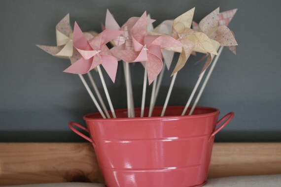 Luau party favors, backyard luau party favors Escort Cards wedding party 12 Mini pink Pinwheels Pretty in Pink- Custom orders welcomed Il_570xn