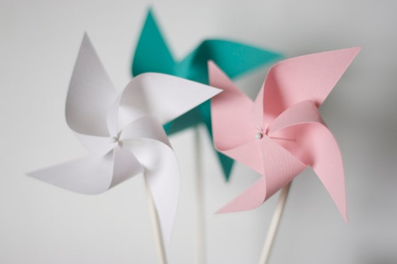 Paper wedding Party, paper wedding favors 12 Mini Twirling Pinwheels Blue Pink and White Pinwheels Baby Shower, paper Decor Wedding Favors Il_570xn