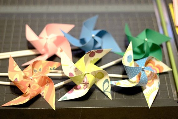 Sesame Street Party Decor, Bridal Shower Decorations, Baby Shower Decorations 12 Mini Pinwheels Sesame Street (custom orders welcomed) Il_570xn