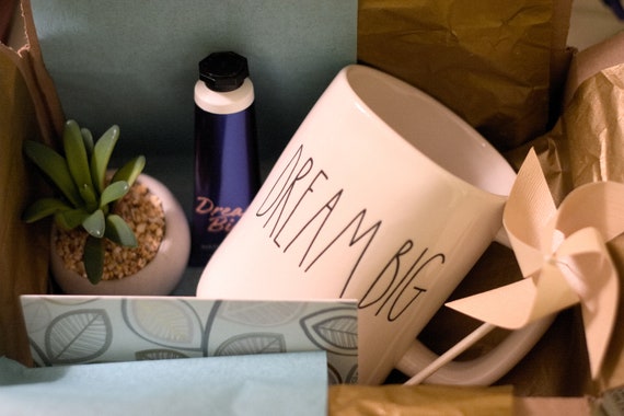 Personalized Box of Sunshine Gift, Birthday Care Package, Birthday gift, Best Friend birthday Gift, I love you gift, quarantine gift set Il_570xn