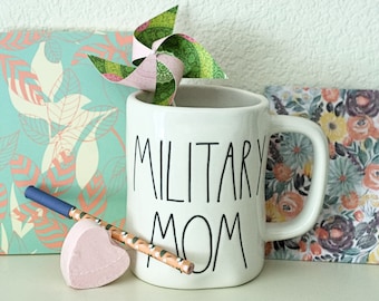 Military Mom Gift Set, Military Mom Care Package, Military Gift box, Bridesmaid custom gift box, Gift for her, Gift basket for her, Mom Gift