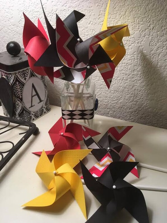 Mickey Mouse Topper Mini Twirling Pinwheels - Mickey Mouse Cupcake Toppers, Mickey Cupcake Toppers,Mickey Mouse Party, Custom Orders welcome Il_570xn