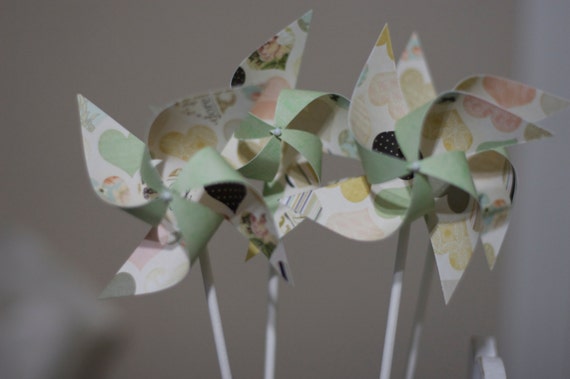 Send a Gift, Shabby chic Wedding favor Pinwheels vintage -12 Mini Pinwheels Vintage (Custom orders welcomed) Il_570xn
