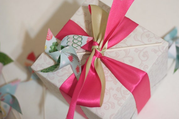 Christmas gifts, Christmas decorations, Christmas Stocking Stuffer Holiday Party favor Pinwheels -12 Mini spinning pinwheels Il_570xn