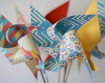 Wedding Birthday Carnival Circus Decor vintage/Retro - 6 regular size Pinwheels Bring in the Clowns Circus themed party favors