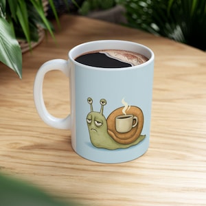 Mug en céramique sur le thème des escargots, jolie tasse à café, cadeau pour les amateurs d&#39;escargots, tasse à thé unique, décoration de cuisine amusante, parfaite pour les anniversaires