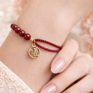 Good Luck Feng Shui Bracelet, Red String Wealth Bracelet with Fu Charm, Protection & Prosperity Bracelet, Adjustable Lucky Gift for Her bild 3