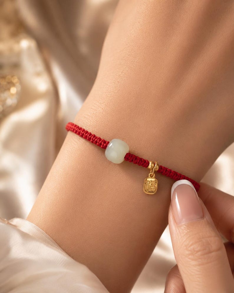 Good Luck Feng Shui Bracelet, Red String Wealth Bracelet with Fu Charm, Protection & Prosperity Bracelet, Adjustable Lucky Gift for Her bild 9