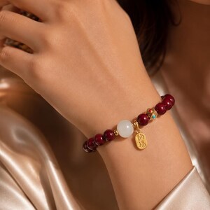 Good Luck Feng Shui Bracelet, Red String Wealth Bracelet with Fu Charm, Protection & Prosperity Bracelet, Adjustable Lucky Gift for Her bild 14