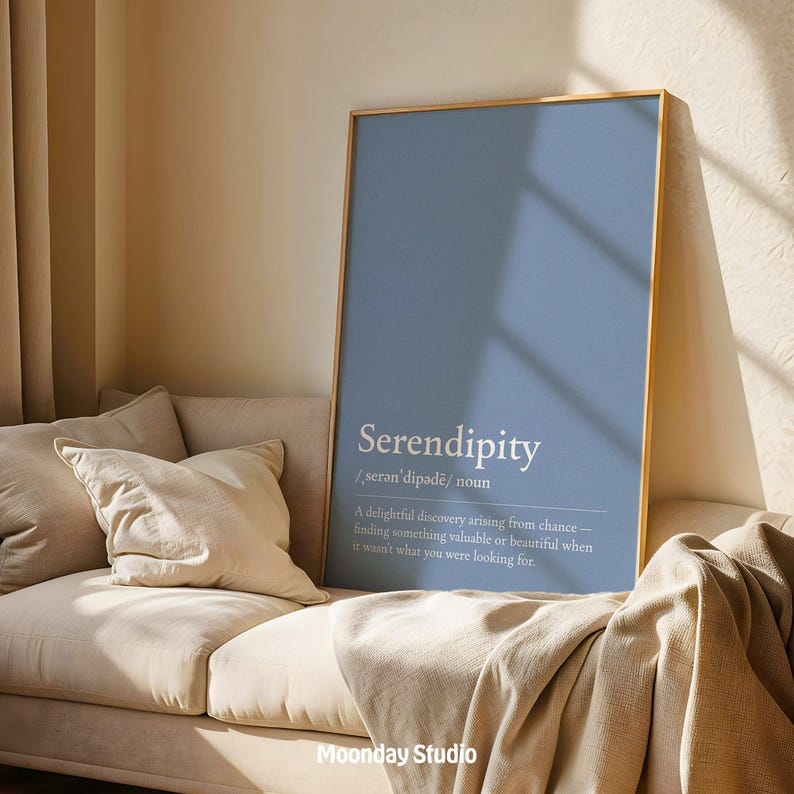 Serendipity Definition Print | Minimalistisk typografisk väggkonst | Inspirerande citatposter | Avkopplande blå sovrumsinredning bild 5