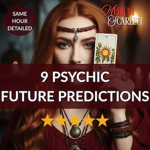 Puede incluir: Una imagen que promociona lecturas psíquicas presenta a una mujer sosteniendo una carta del tarot con un diseño de sol. El texto dice "9 Psychic Future Predictions" y "Same Hour Detailed". La imagen incluye un gráfico de calificación de cinco estrellas y el nombre "Medium Scarlett."