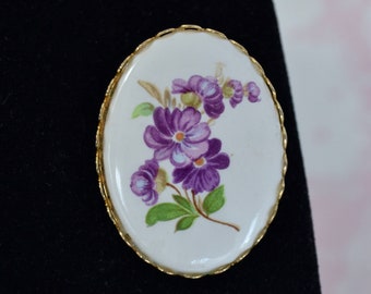 Vintage Cameo Brooch with Purple Flowers in a Gold Tone Metal Setting