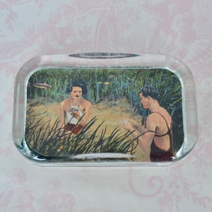 Presse-papiers en verre avec Silver Springs, carte postale représentant des gens jouant aux cartes sous l'eau, vintage et fait main