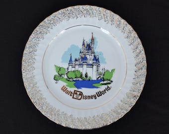 Vintage Walt Disney World Souvenir Wall Hanging Plate by Walt Disney Productions Made in Japan