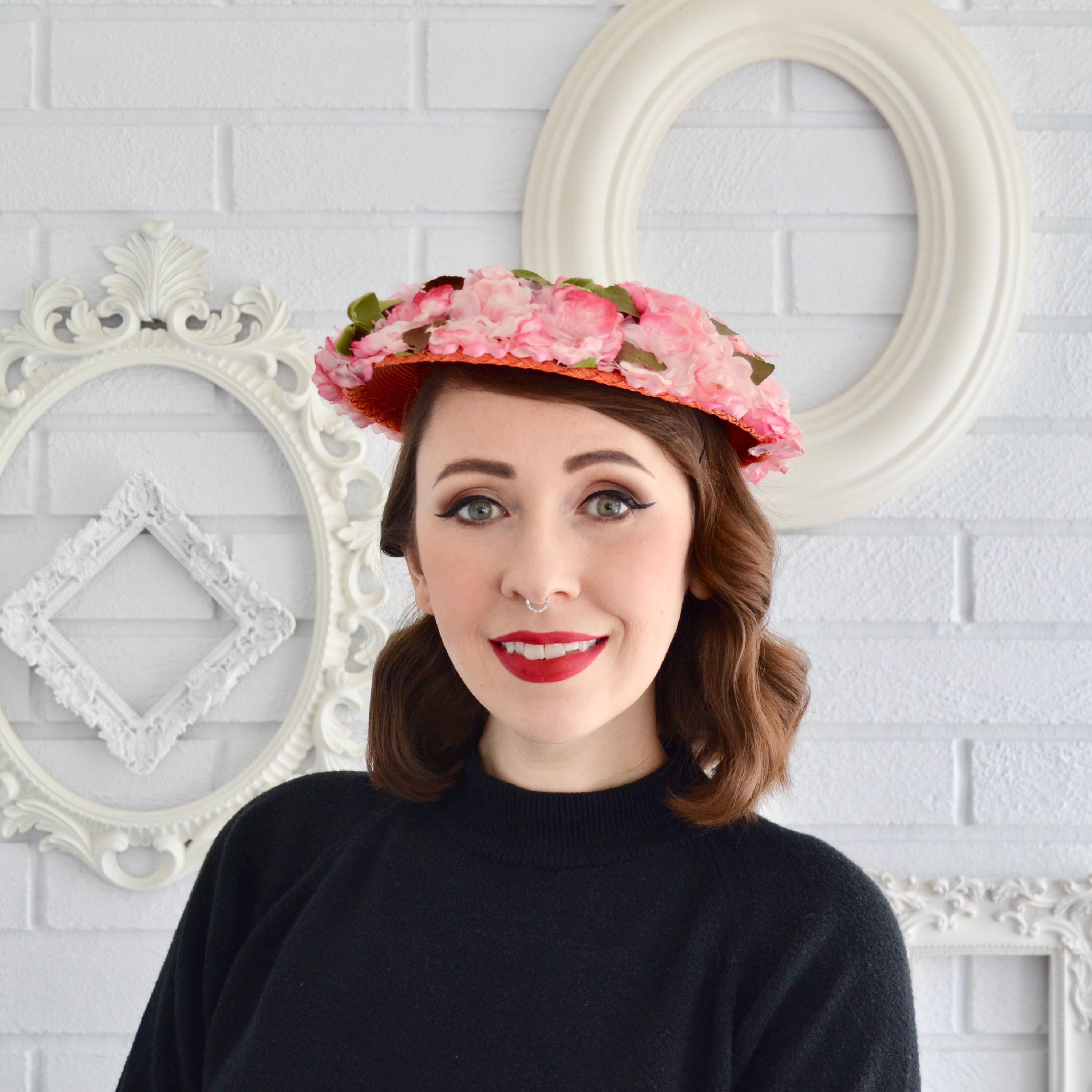 Vintage 1960s Blue Floral Pillbox Hat Velvet Bow Textured Petal Design Pillbox Blue Velvet - Etsy main image 3